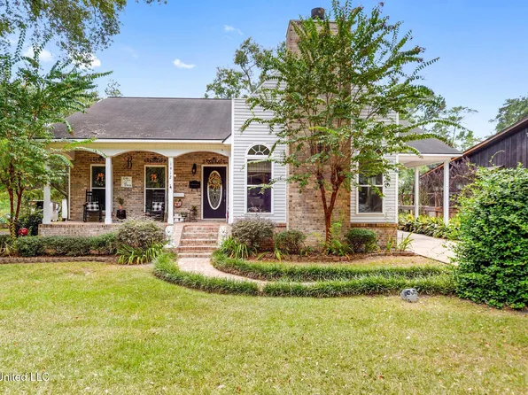 1912 Parsley Ave, Pascagoula, MS 39567
