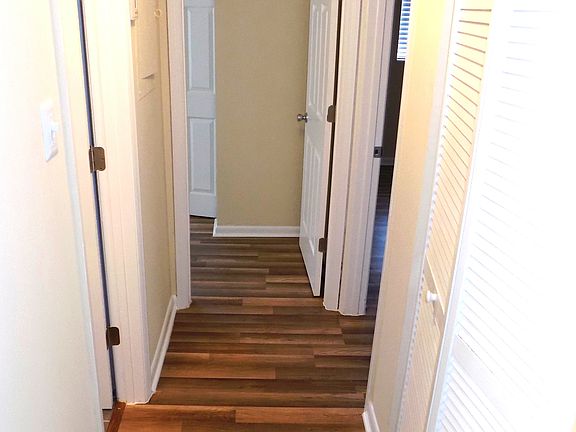 4th image of 121 Danube Ave APT 103