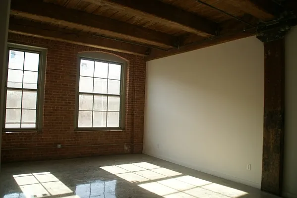 Rented by MNS | media 8