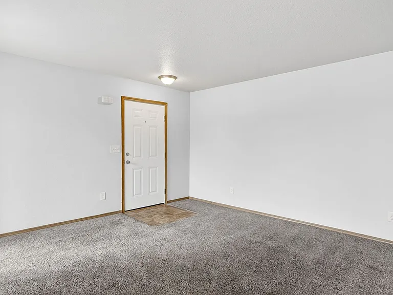 13024 SE Tessa St — Photo 8