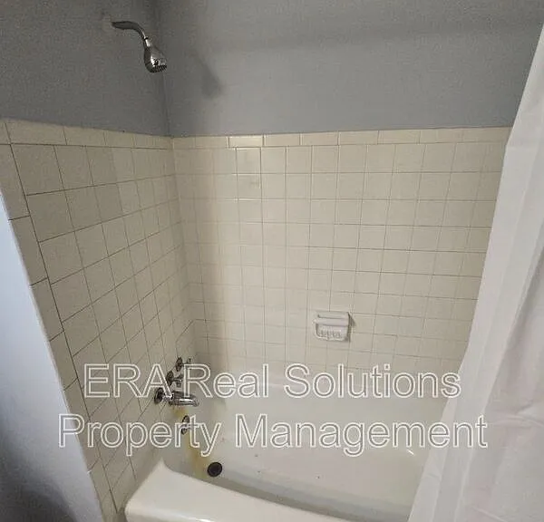 2460 Hiawatha St — Photo 11