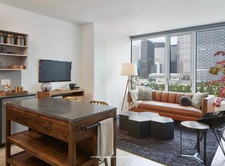 730 S Wells St #3, Chicago, IL 60607