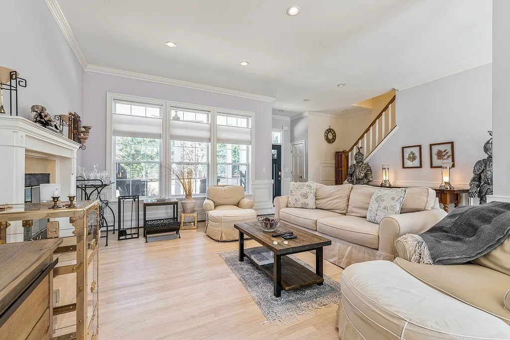 Wainscott - 5 Bedroom Perfect Summer House — Photo 3