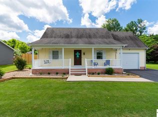 1601 Horace Barnes Rd, Calvert City, KY 42029