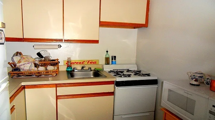 Rented by America Mecca Realty LLC | media 46