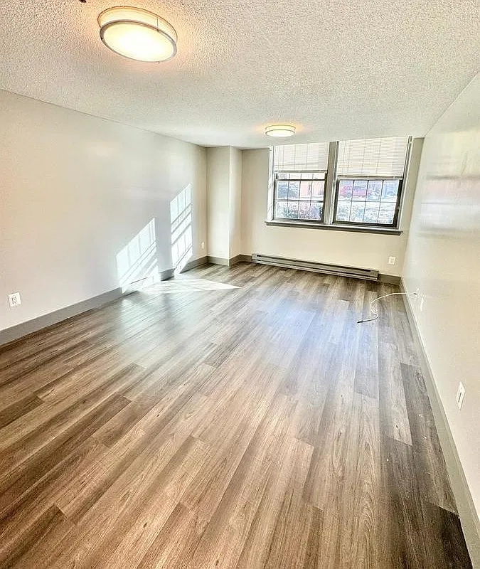 309-C22S Main St — Photo 4