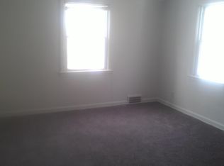 1097 Pembrook Rd, Cleveland Heights, OH 44121