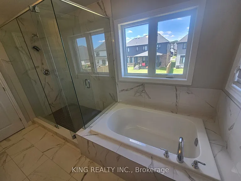 4087 Campbell St N — Photo 23