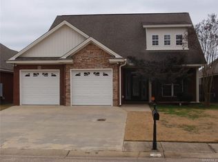 96 Brittany Dr N, Elmore, AL 36025
