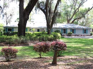 1291 Ridgeway Rd SE, Darien, GA 31305