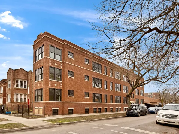 4856 N Troy St APT 3, Chicago, IL 60625