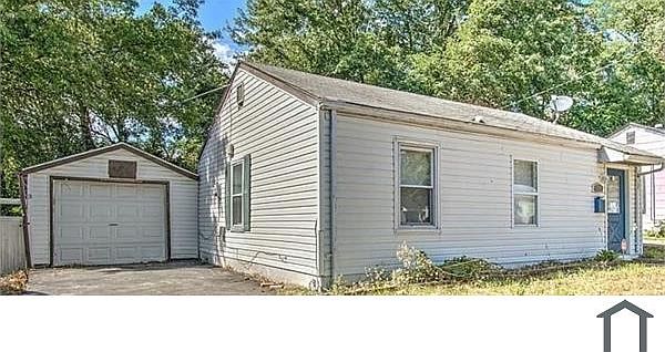 1st image of 417 Mueller Ave