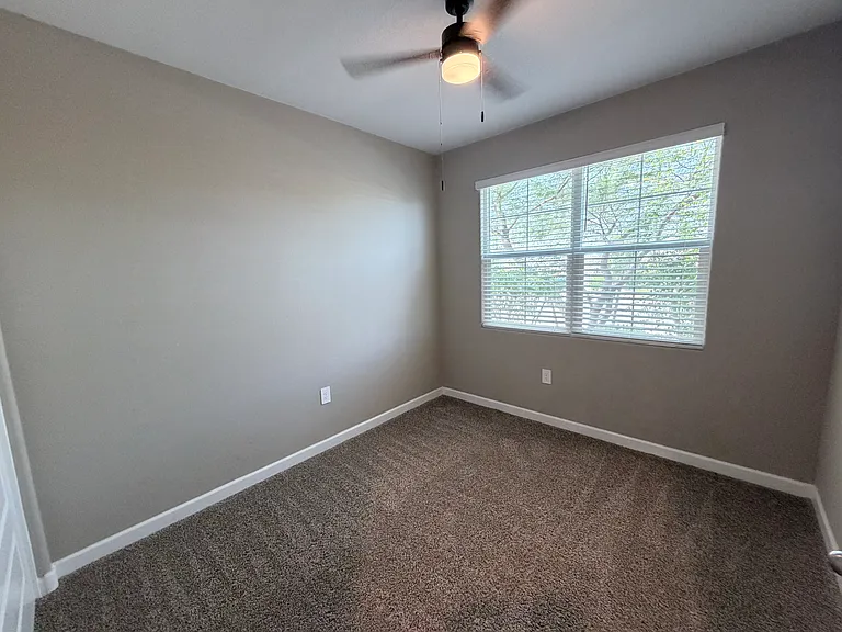 24170 W Flores Dr — Photo 7