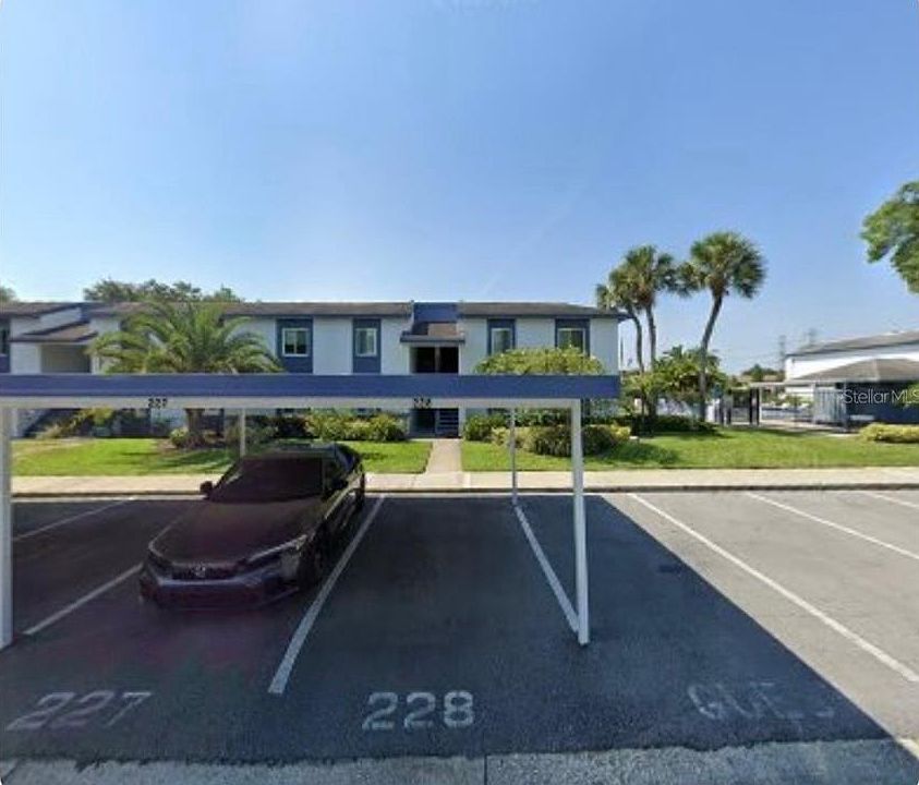 1st image of 127 CYPRESS LANE #27