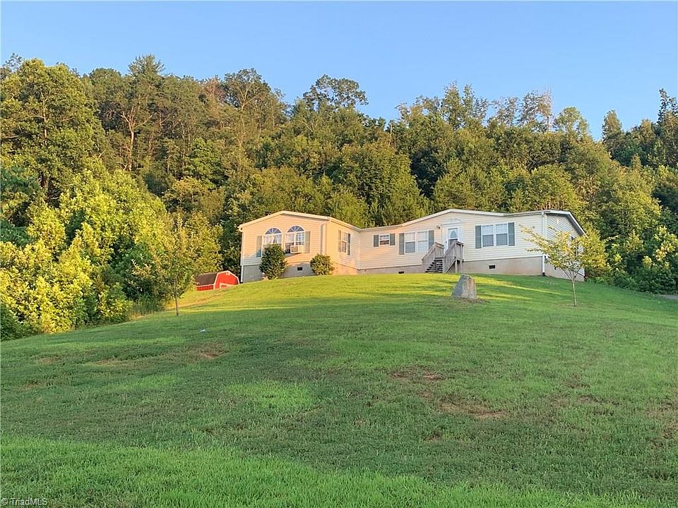 1st image of 483 Travelers Rest Dr