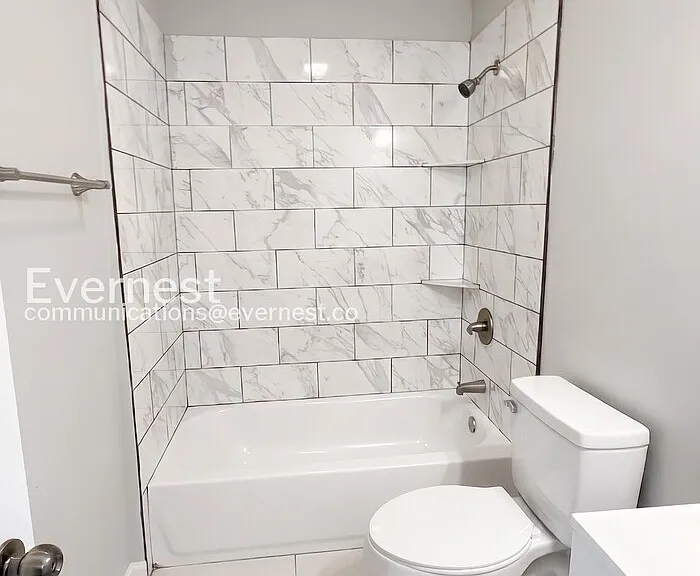 222 Rebecca Dr — Photo 12