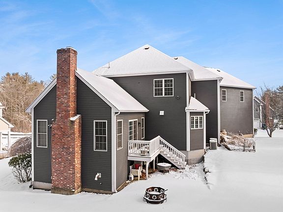 4th image of 20 Oak Leaf Ln