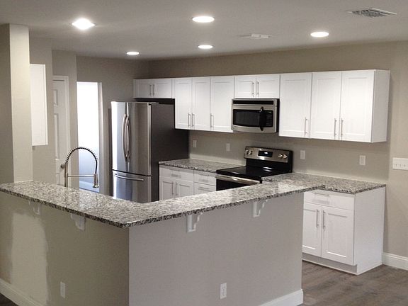5th image of 8180 Dunbarton Ct