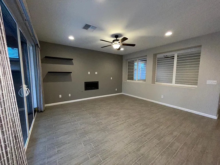 2190 Arpagos Ln — Photo 8