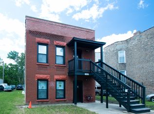 3921 W Arthington St, Chicago, IL 60624
