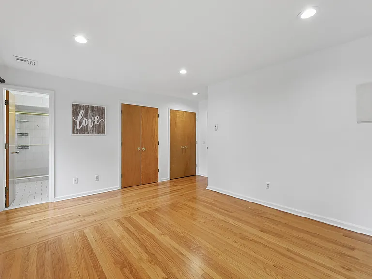 15 W Bradford Ave — Photo 7