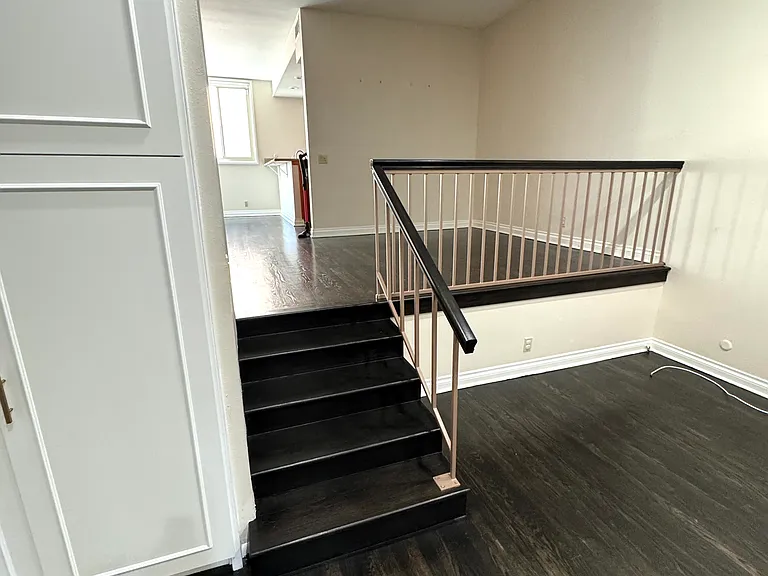 4664 Willis Ave #4 — Photo 26