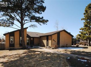3815 Saddle Rock Rd, Colorado Springs, CO 80918