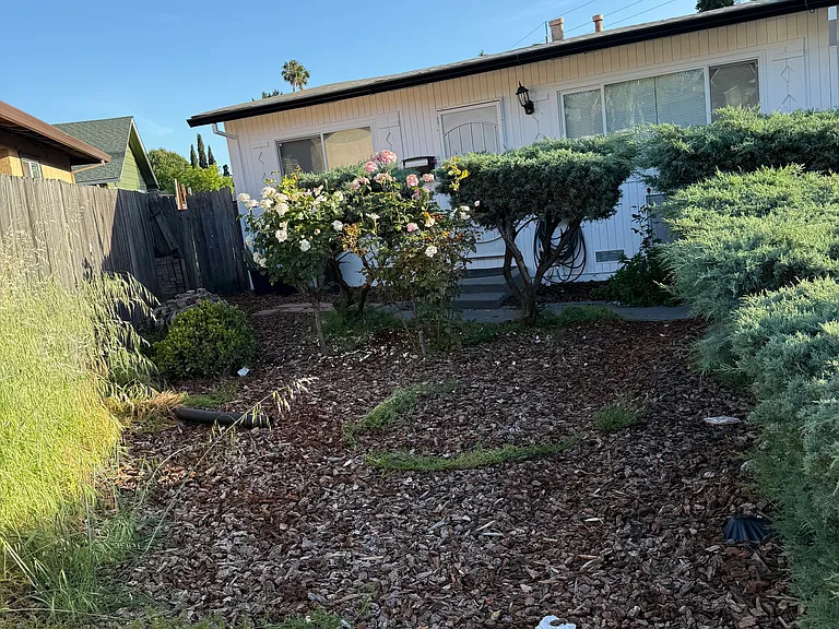 2823 Papago Ct #A — Photo 1