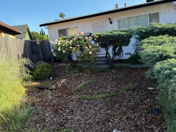 2823 Papago Ct #A, Santa Rosa, CA 95403