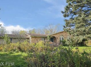 11385 Stallion Ln, Holly, MI 48442