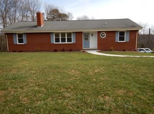 3418 Green Level Rd, Rocky Mount, VA 24151