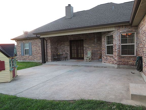 2nd image of 2665 Newberry Station Dr #D