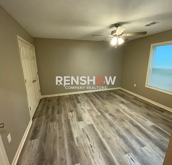 730 Tucker St — Photo 10