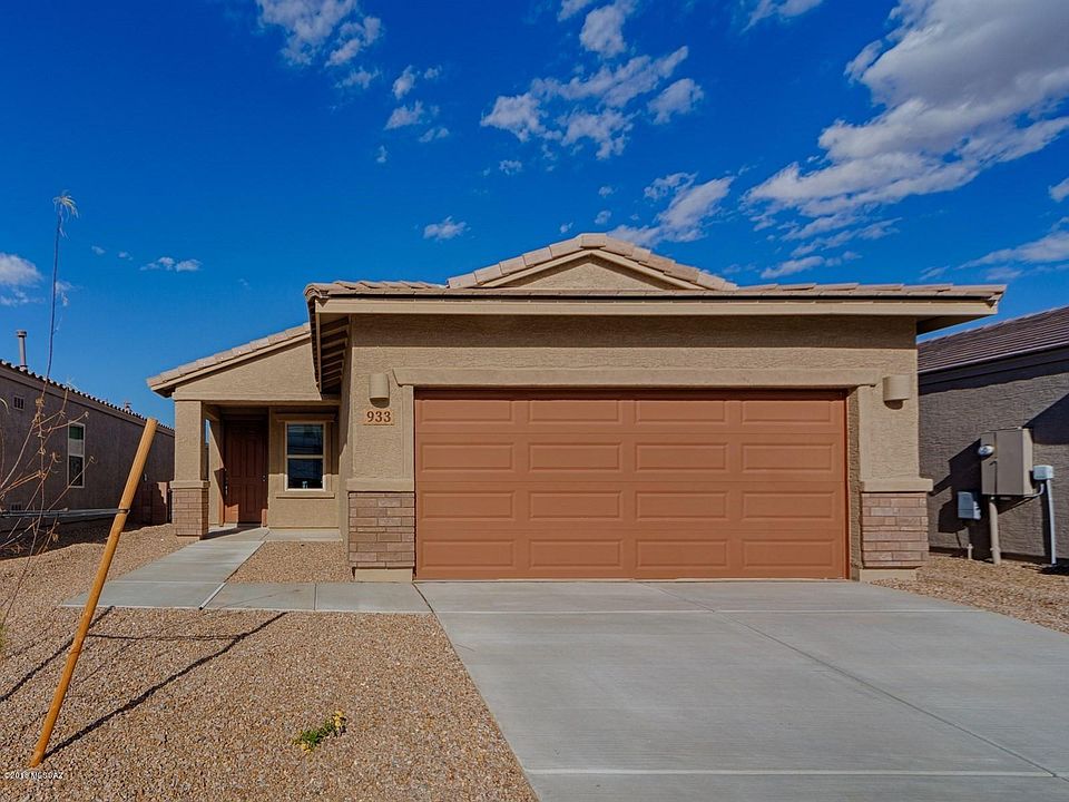 1st image of 933 E Bottomlands Ln