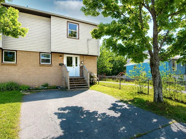 29 Circassion Dr, Cole Harbour, NS B2W 4R2