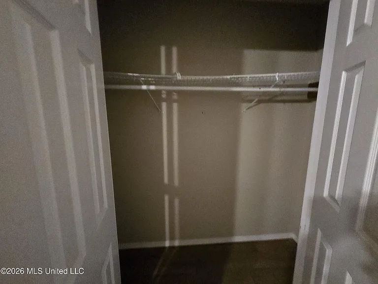 13488 Addison Ave — Photo 18