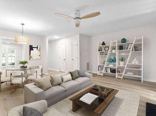 104 Planetree Ln, Cary, NC 27511