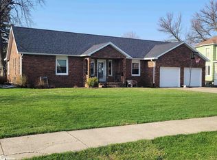 1020 W Broadway St, Eagle Grove, IA 50533