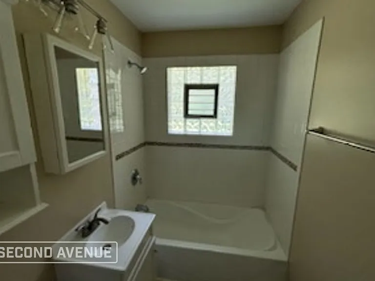 733 Union Dr — Photo 7