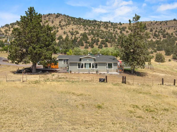 11453 Hill Rd, Klamath Falls, OR 97603
