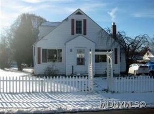 8 Winn Ave, New Hartford, NY 13413
