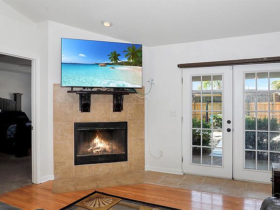 2nd image of 4903 Elea Calle Ln