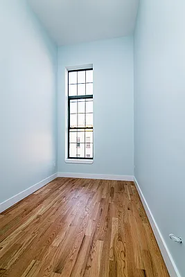 Rented by Nooklyn NYC LLC | media 28