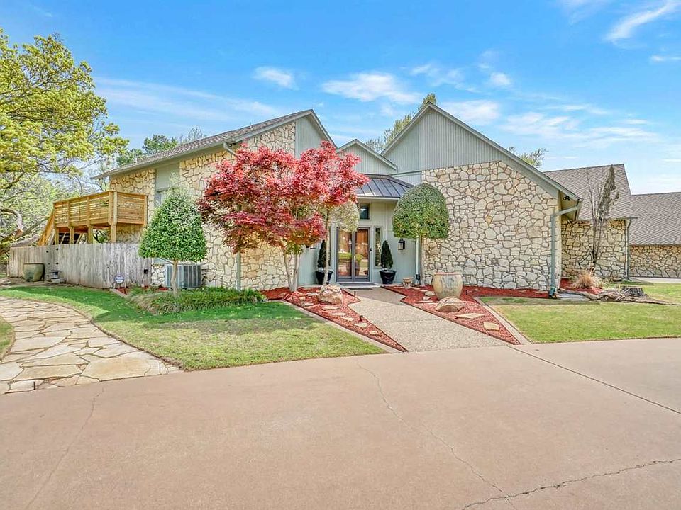 1st image of 6704 NW Graysons Mountain Dr