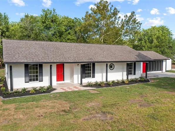 12519 Sunbrook Drive, Brookside, TX 77581