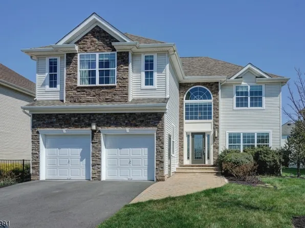 2 Willocks Cir, Franklin Twp., NJ 08873