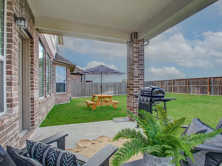 7606 Cottonwood Falls Dr — Photo 52