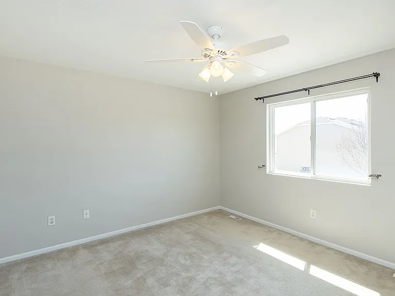 1108 NE 7th Ln — Photo 16