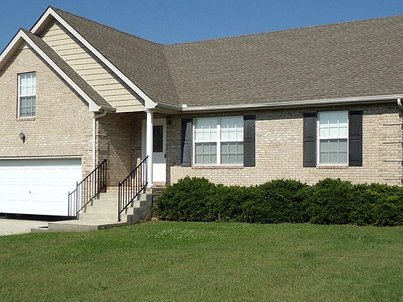 2nd image of 29 Brookfield Cir