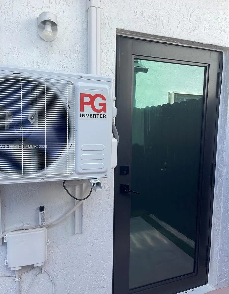 Roseway Sub — Photo 3
